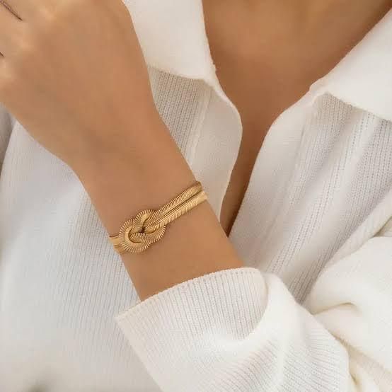 Golden Chain Snake Bracelet